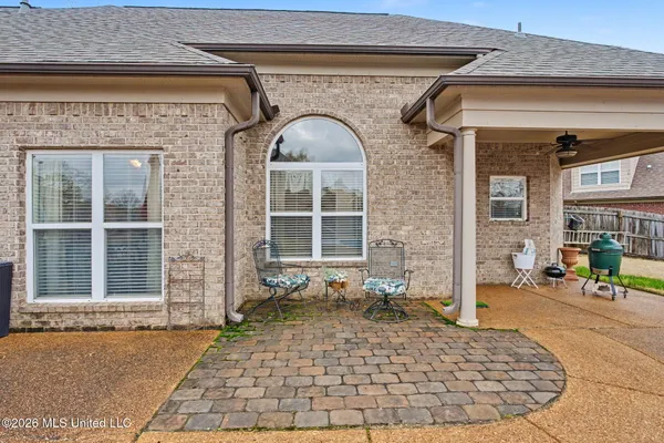 $365,000 | 2874 Oxford Circle, Southaven, MS 38672