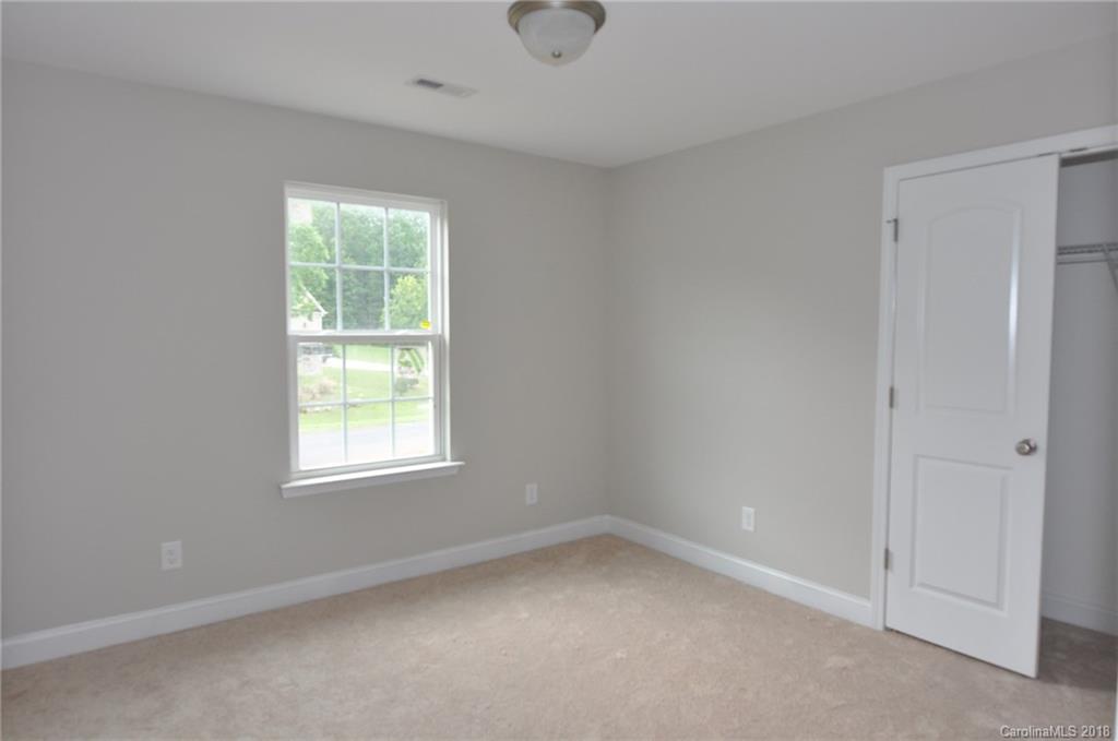 4081 Ruston Creek Road, Unit 83 Catawba, SC 29704 - Photo 16 of 27 an empty room with a window