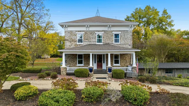 $618,700 | 22889 County Road 36, Goshen, IN 46526