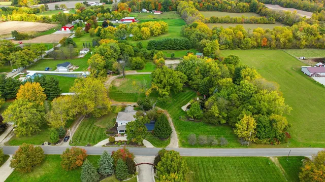 $618,700 | 22889 County Road 36, Goshen, IN 46526