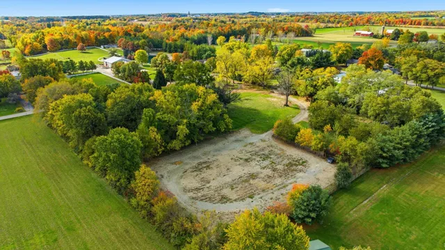 $618,700 | 22889 County Road 36, Goshen, IN 46526