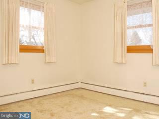 73 Old York Road Chesterfield, NJ 08515 - Photo 5 of 6 Gallery Image 5