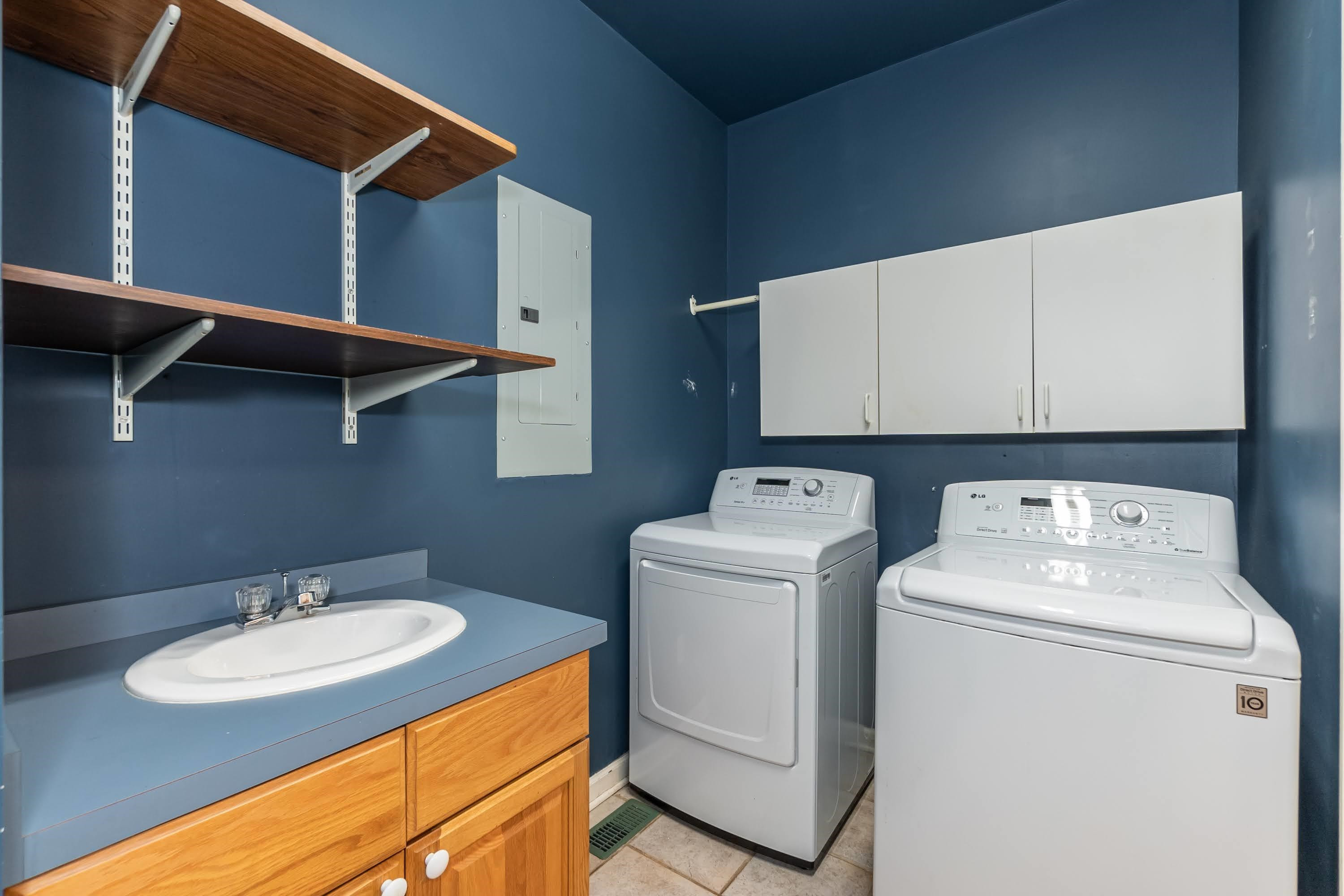 5132 Mid Ridge Court Wake Forest, NC 27587 - Photo 22 of 48 Laundry