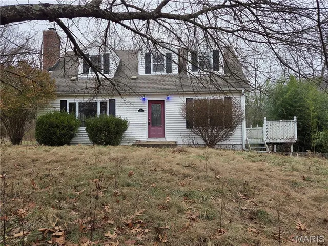 $164,900 | 1 Silverwoods Lane, Fenton, MO 63026