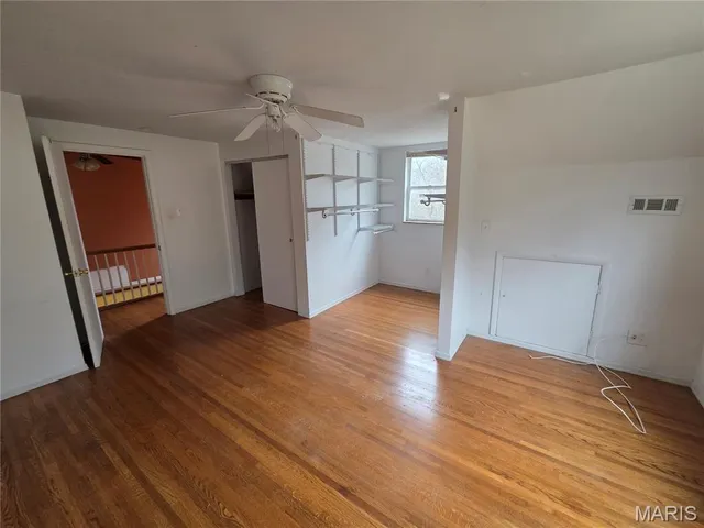 $164,900 | 1 Silverwoods Lane, Fenton, MO 63026