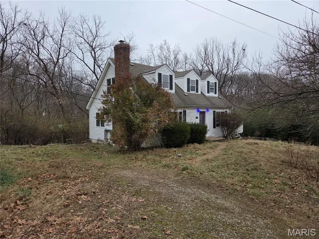 $164,900 | 1 Silverwoods Lane, Fenton, MO 63026