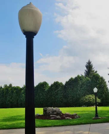 a livingroom with workspace and a window