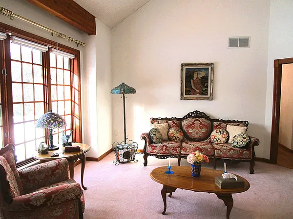 $550,900 | 643 North 50 West, Valparaiso, IN 46385