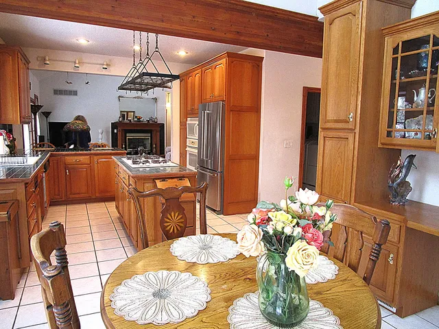 $589,000 | 643 North 50 West, Valparaiso, IN 46385