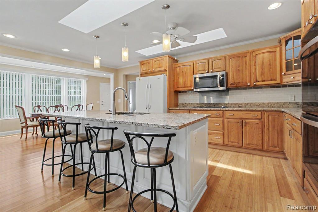 6740 Herbst Road Brighton, MI 48114 - Photo 15 of 63