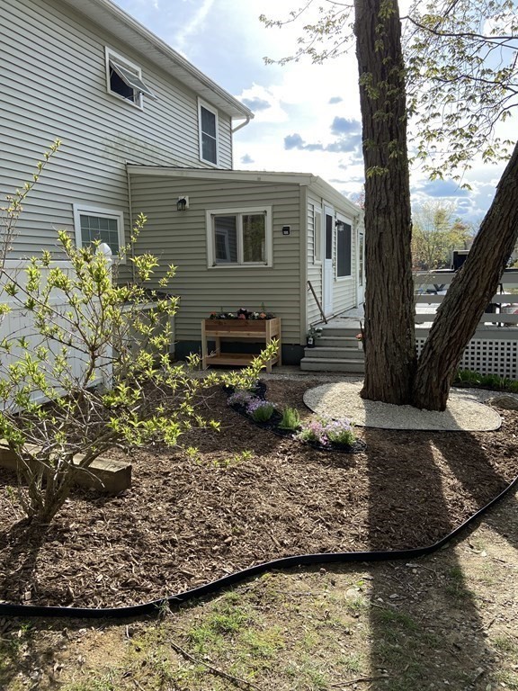 55 Island Road Holland, MA 01521 - Photo 3 of 34 Gallery Image 3