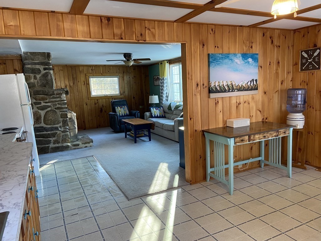 55 Island Road Holland, MA 01521 - Photo 4 of 34 Gallery Image 4