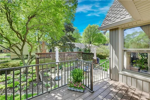$450,000 | 16629 West 146th Terrace, Olathe, KS 66062