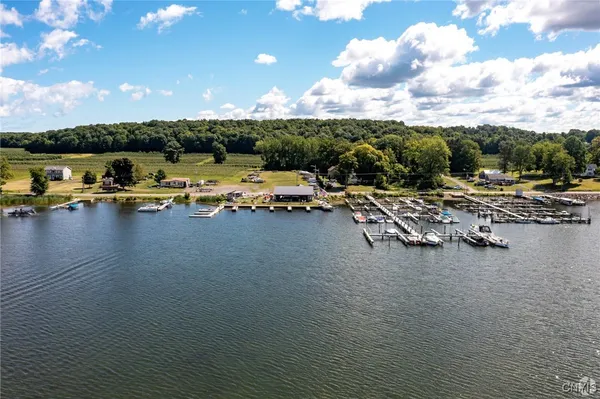 $1,000,000 | 7147 Lake Bluff Road, Huron, NY 14590