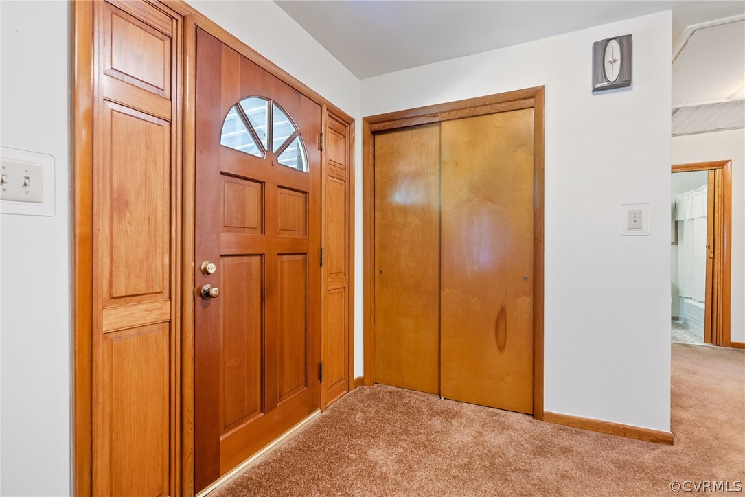 4421 Treely Road Chester, VA 23831 - Photo 4 of 35 Gallery Image 4