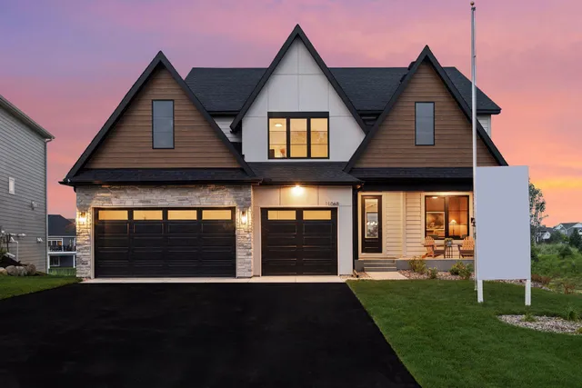 $1,099,000 | 11068 Kingsview Lane North, Dayton, MN 55369