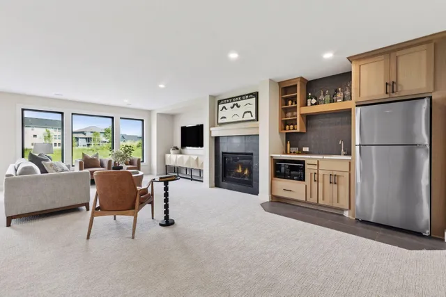 $1,099,000 | 11068 Kingsview Lane North, Dayton, MN 55369