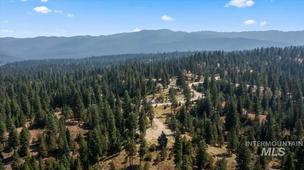 $325,000 | 100 Coit Drive, Cascade, ID 83611