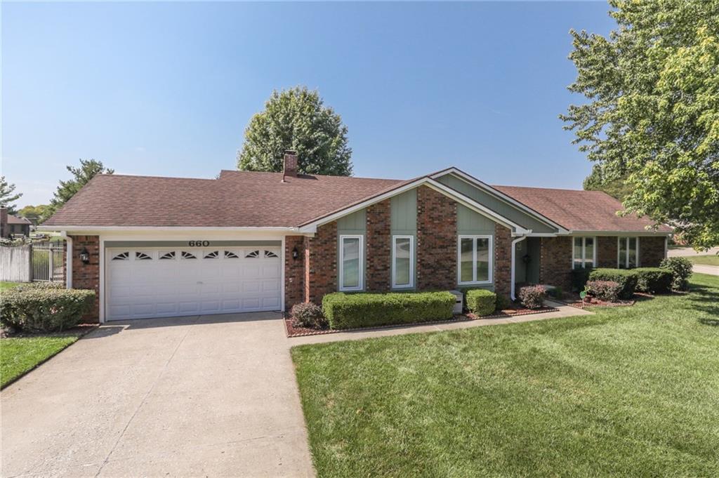 660 Yeagy Road Greenwood, IN 46142 - Photo 4 of 44 Gallery Image 4