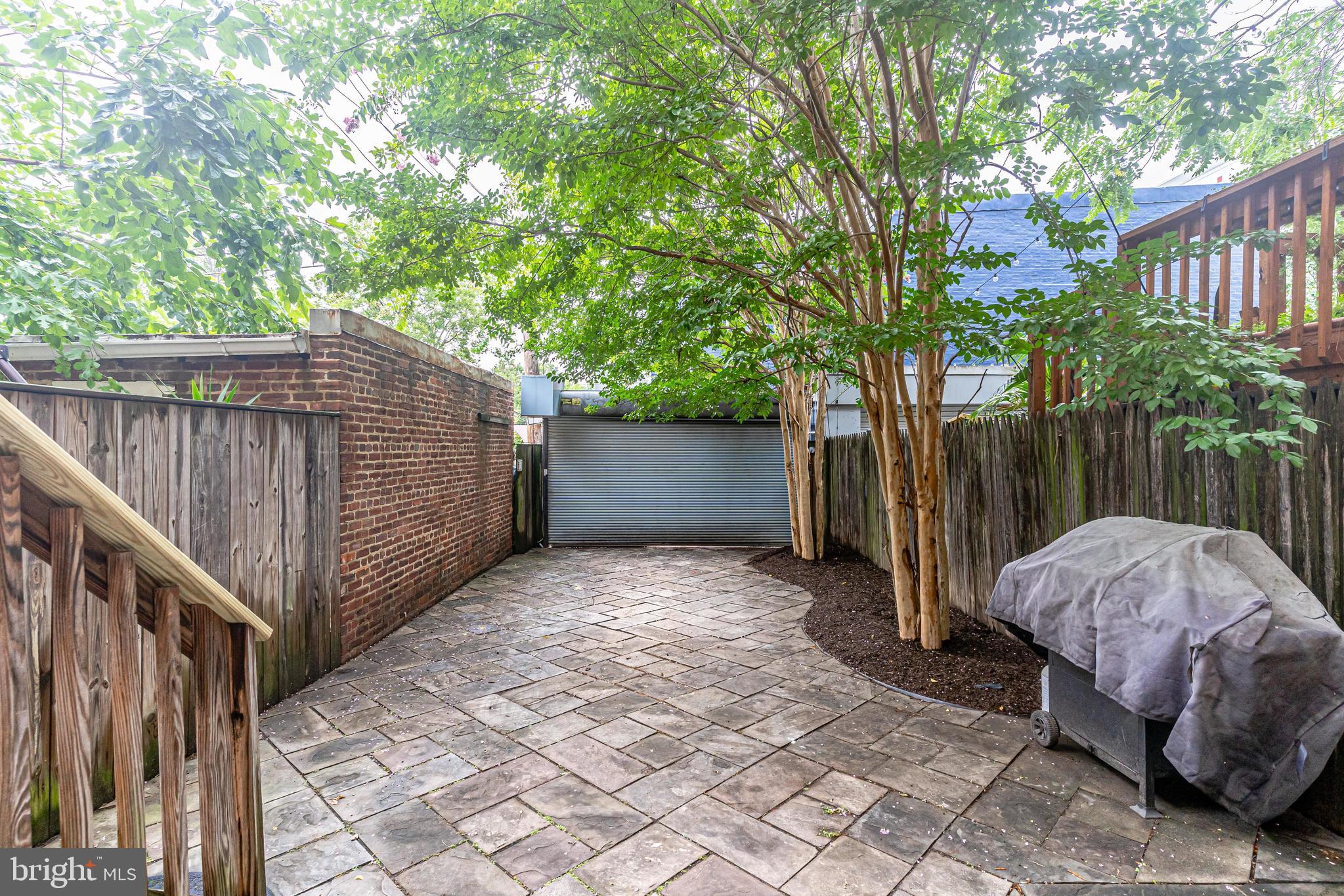 405 K Street Northeast Washington, DC 20002 - Photo 49 of 58 DEEP patio/PARKING w/mature crape myrtles