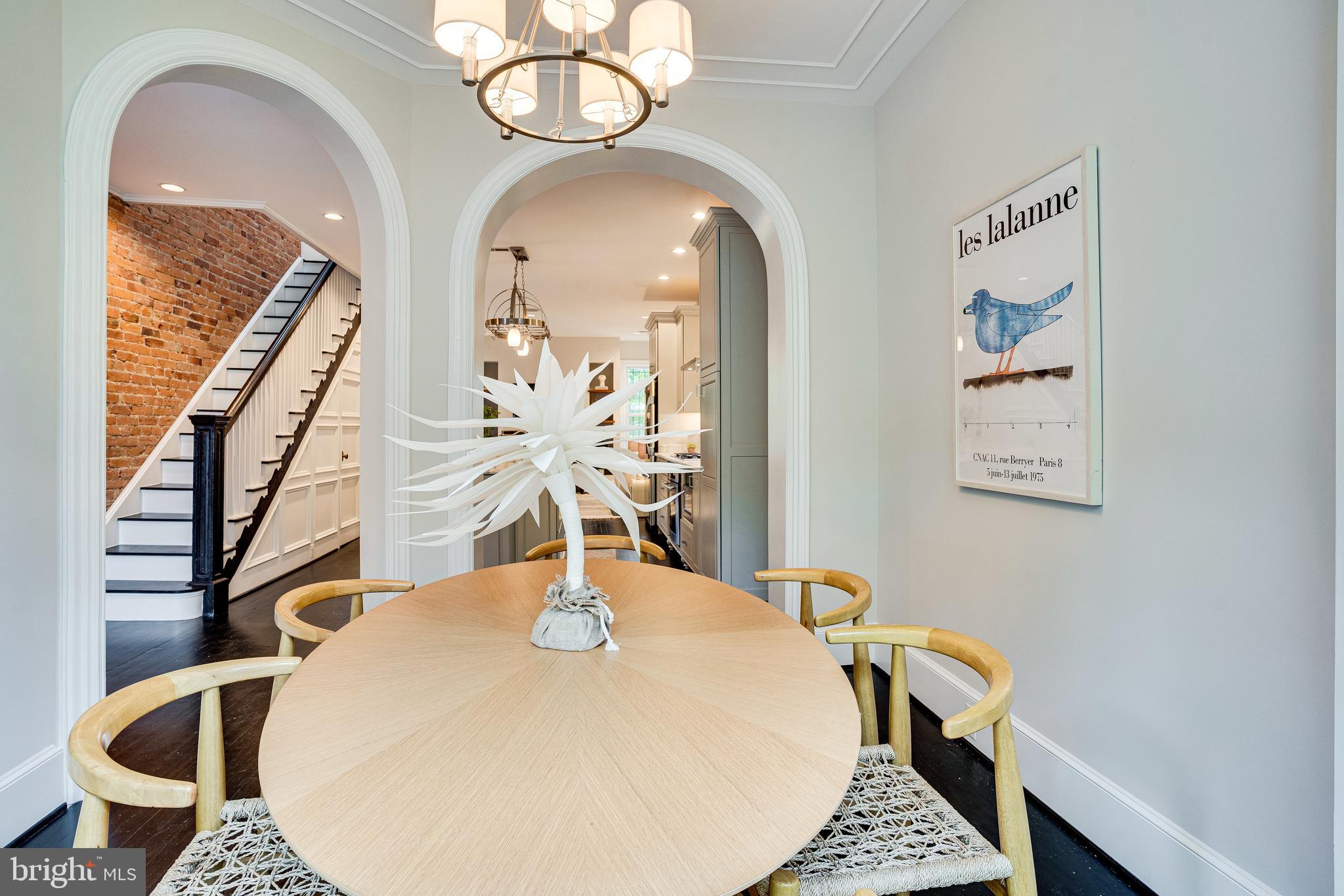 405 K Street Northeast Washington, DC 20002 - Photo 8 of 58 Double arches, ceiling details, great chandelier