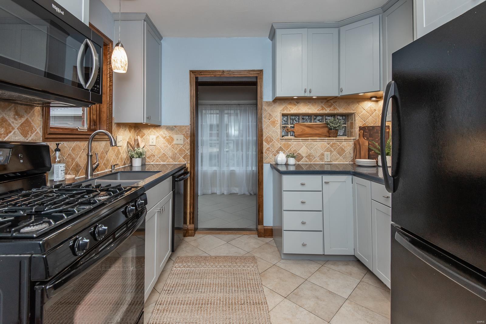 6420 Weber Road St. Louis, MO 63123 - Photo 14 of 36 Gallery Image 14
