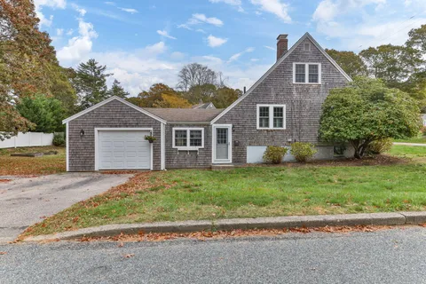 $789,000 | 123 Tower Hill Road, Osterville, MA 02655