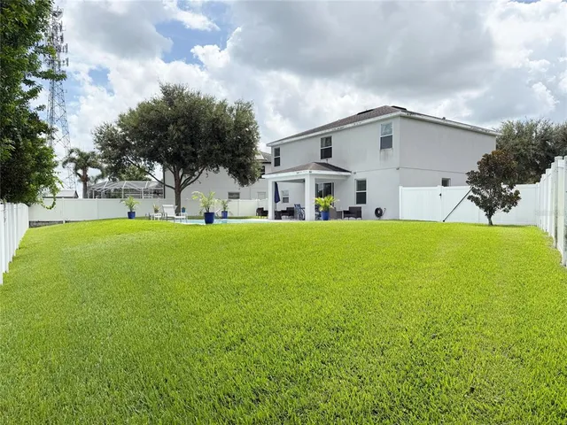 $2,950 | 12236 Fairlawn Drive, Riverview, FL 33579