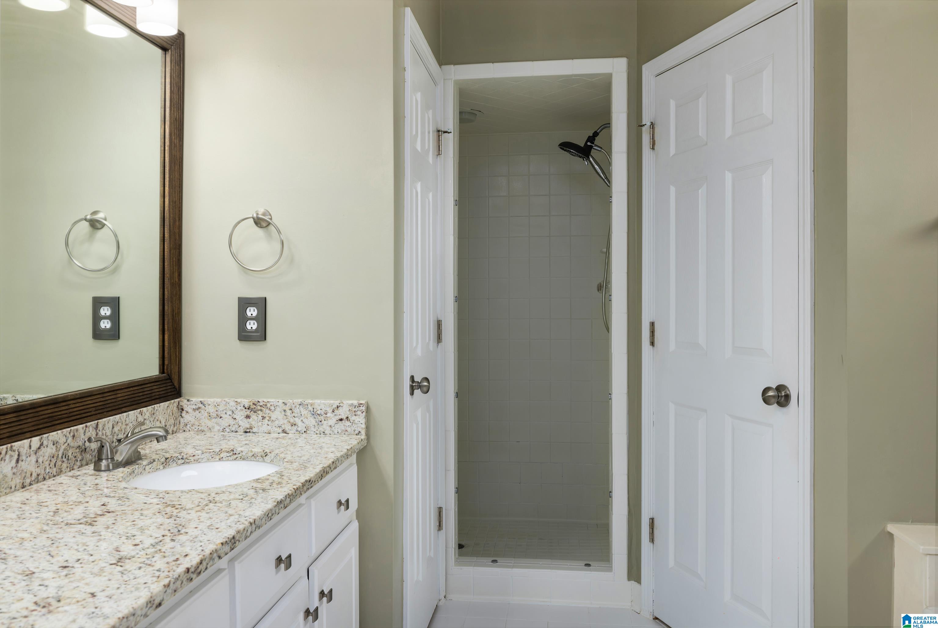 240 Meadow Ridge Drive Tuscaloosa, AL 35405 - Photo 33 of 51