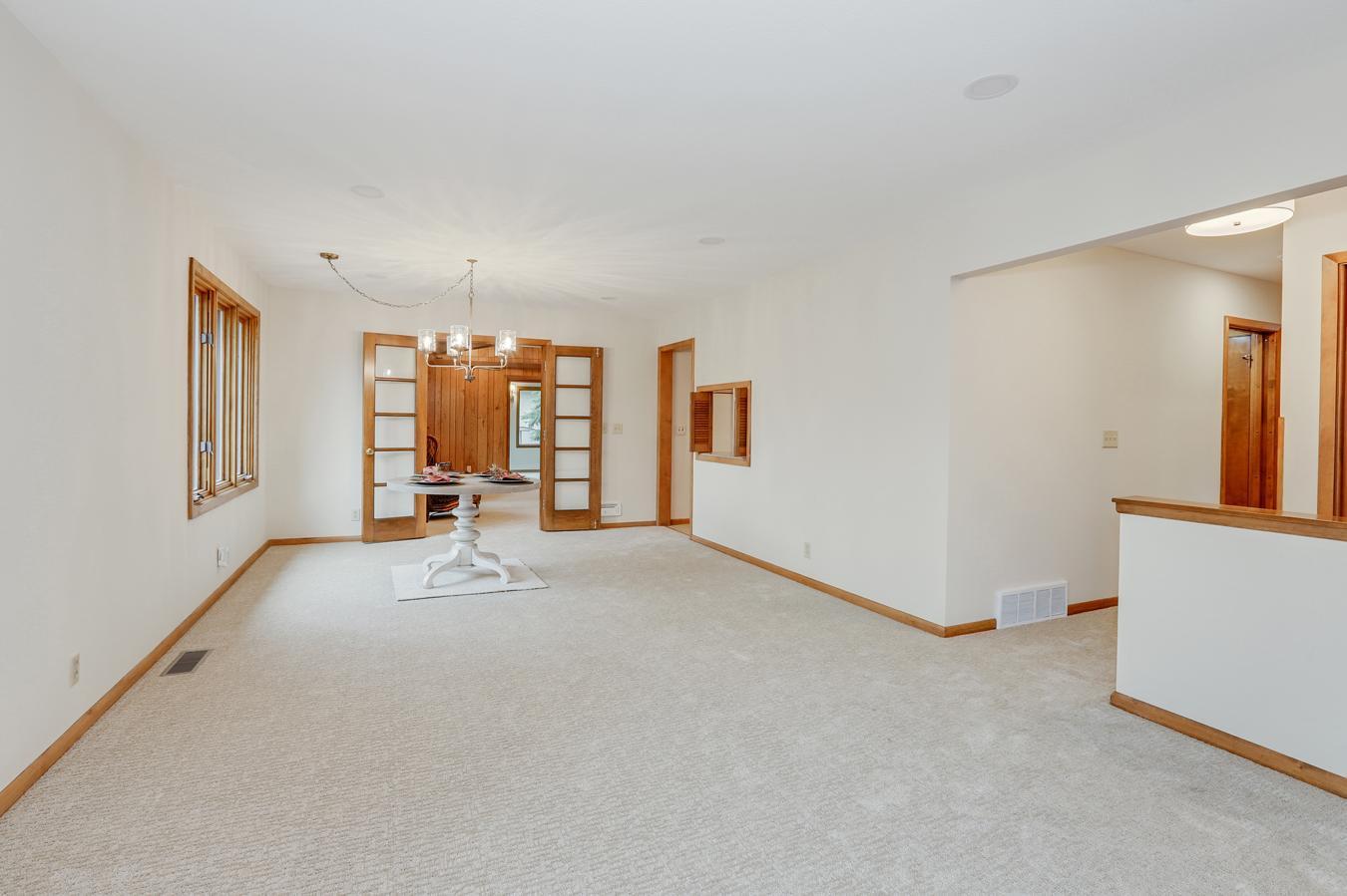 3114 Rankin Road St. Anthony, MN 55418 - Photo 11 of 33 Gallery Image 11