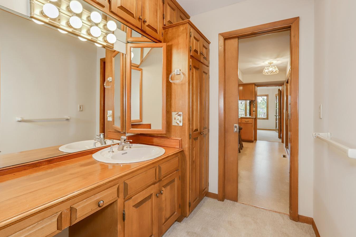 3114 Rankin Road St. Anthony, MN 55418 - Photo 19 of 33 Gallery Image 19