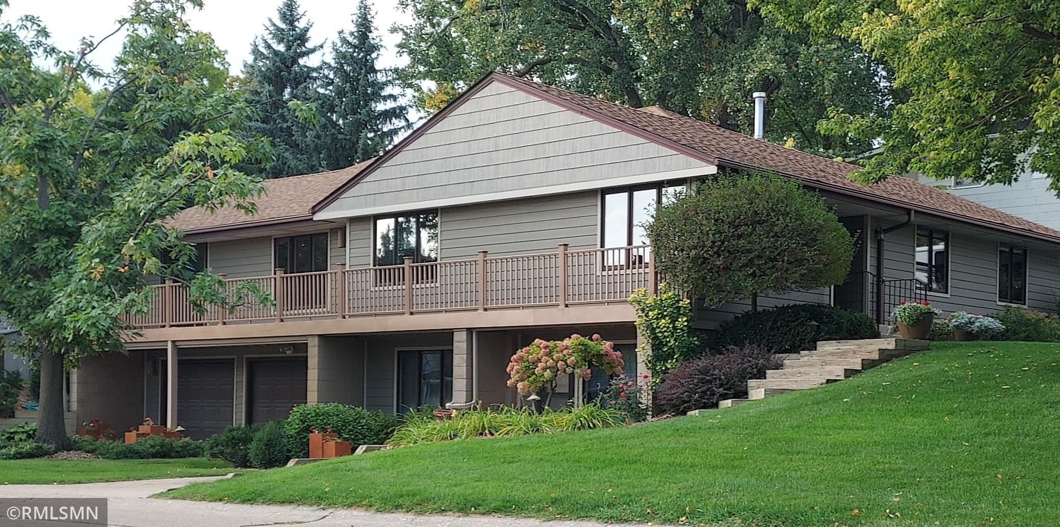 3114 Rankin Road St. Anthony, MN 55418 - Photo 2 of 33 Gallery Image 2