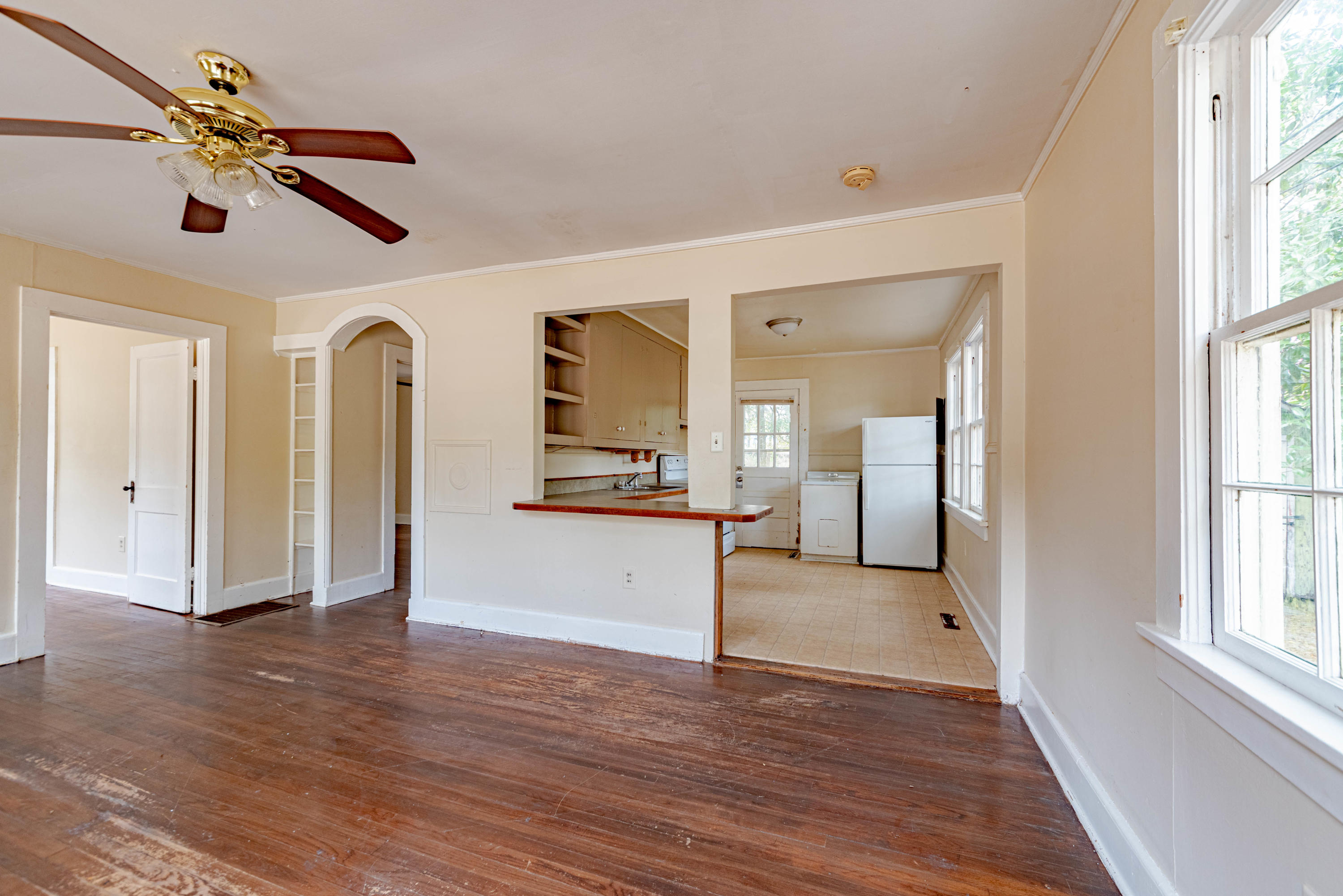 108 Rivers Street Walterboro, SC 29488 - Photo 5 of 13 DSC_0058-HDR
