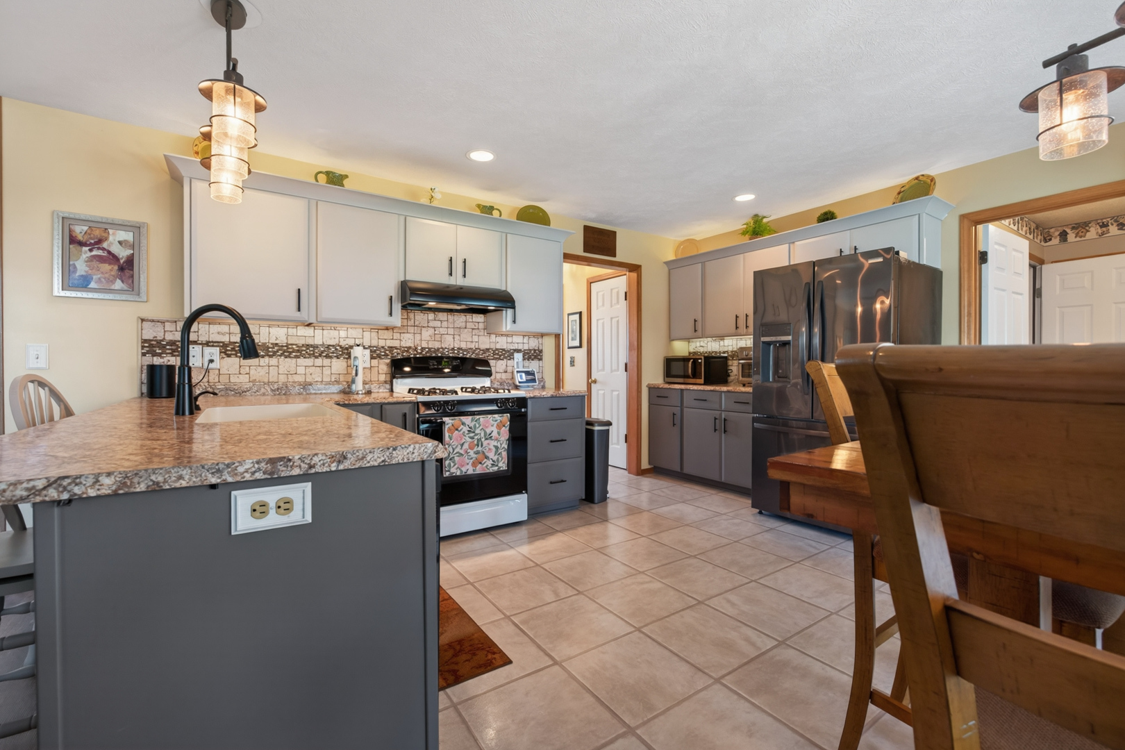 1018 Sawgrass Drive Normal, IL 61761 - Photo 9 of 48