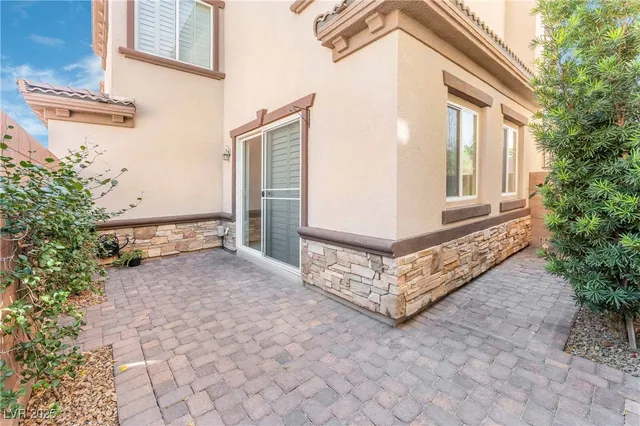 $2,650 | 11371 Merado Peak Drive, Las Vegas, NV 89135