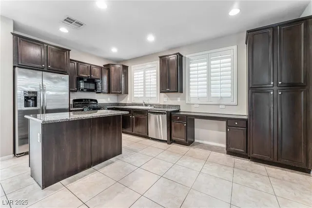 $2,650 | 11371 Merado Peak Drive, Las Vegas, NV 89135