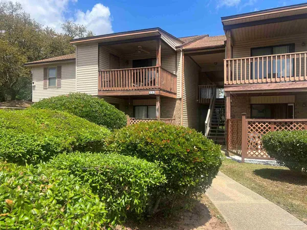 $1,300 | 2300 West Michigan Avenue, Unit 12, Pensacola, FL 32526