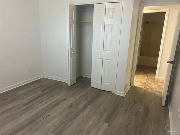 $1,300 | 2300 West Michigan Avenue, Unit 12, Pensacola, FL 32526