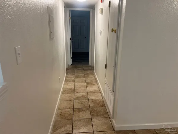 $1,300 | 2300 West Michigan Avenue, Unit 12, Pensacola, FL 32526