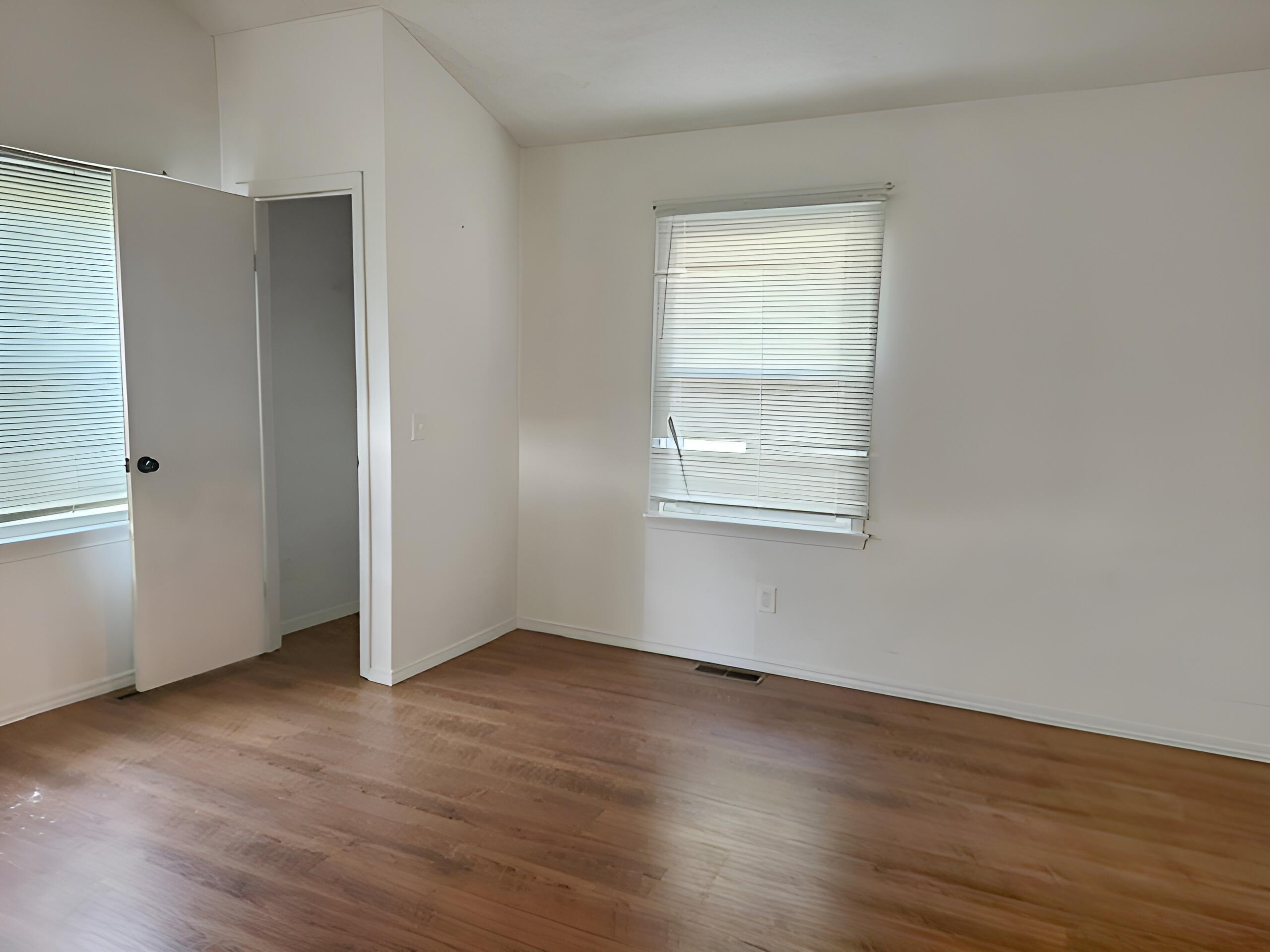 1807 West Swan Street Springfield, MO 65807 - Photo 7 of 24 25