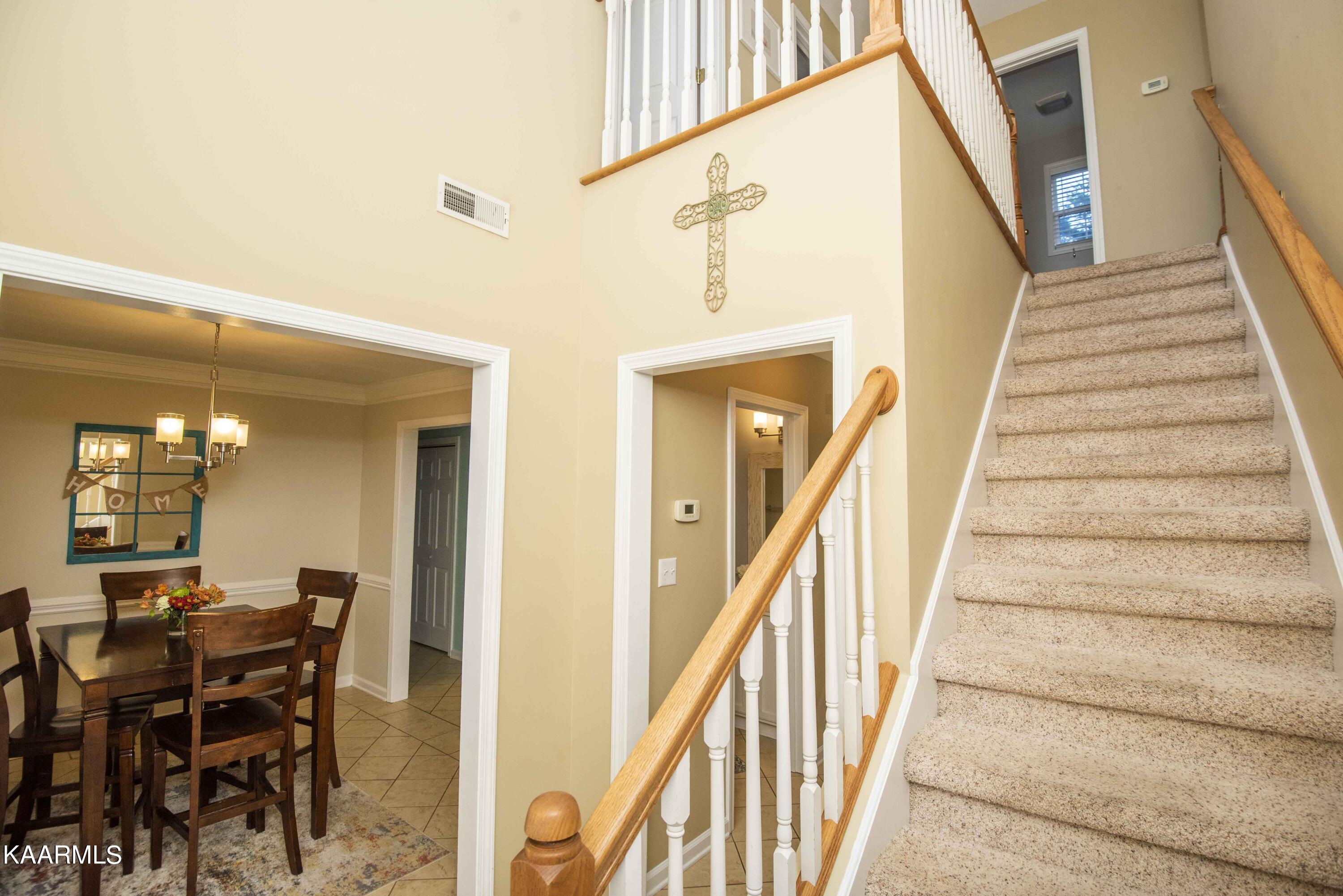 3306 Adams Gate Road Knoxville, TN 37931 - Photo 6 of 41 foyer 1