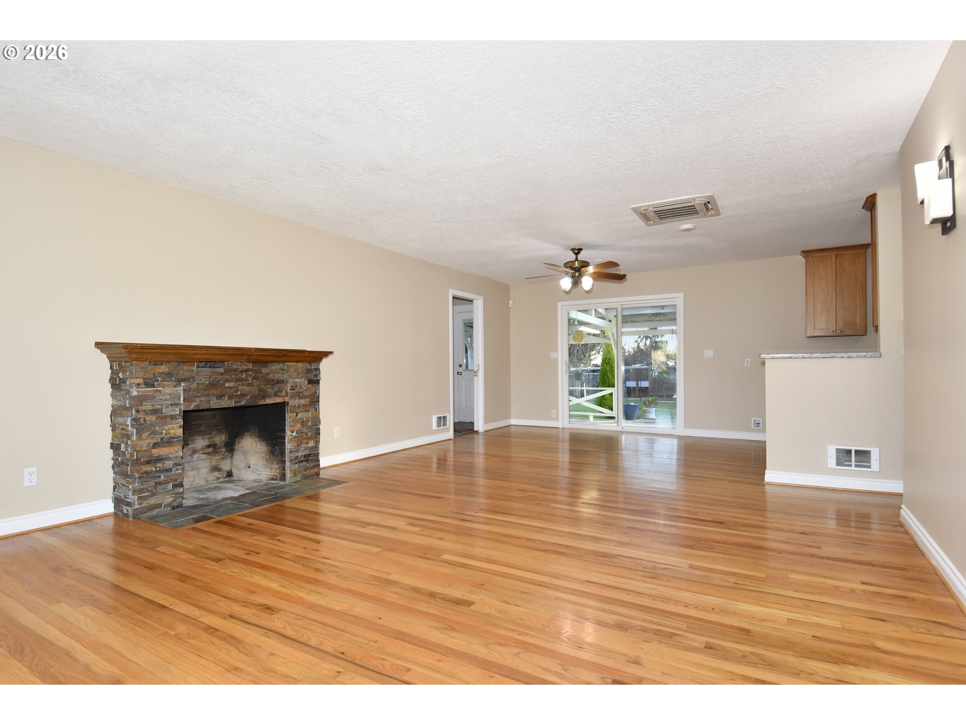 13570 Southwest Watkins Avenue Portland, OR 97223 - Photo 5 of 21