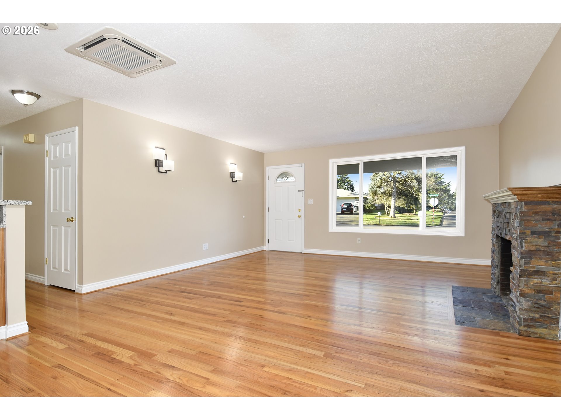 13570 Southwest Watkins Avenue Portland, OR 97223 - Photo 6 of 21