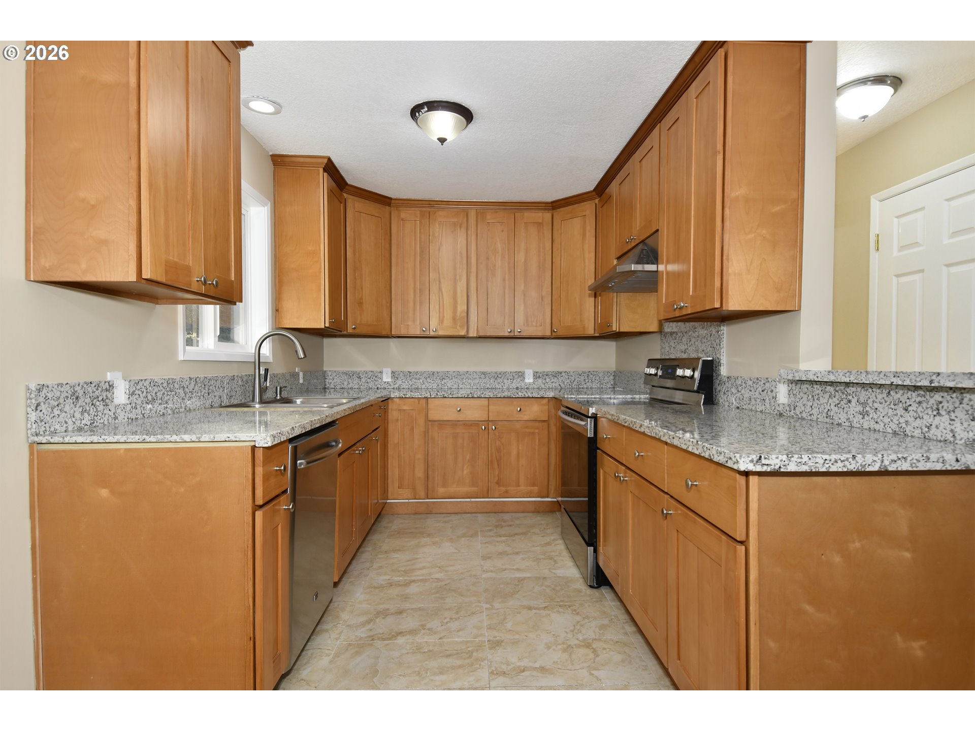 13570 Southwest Watkins Avenue Portland, OR 97223 - Photo 8 of 21