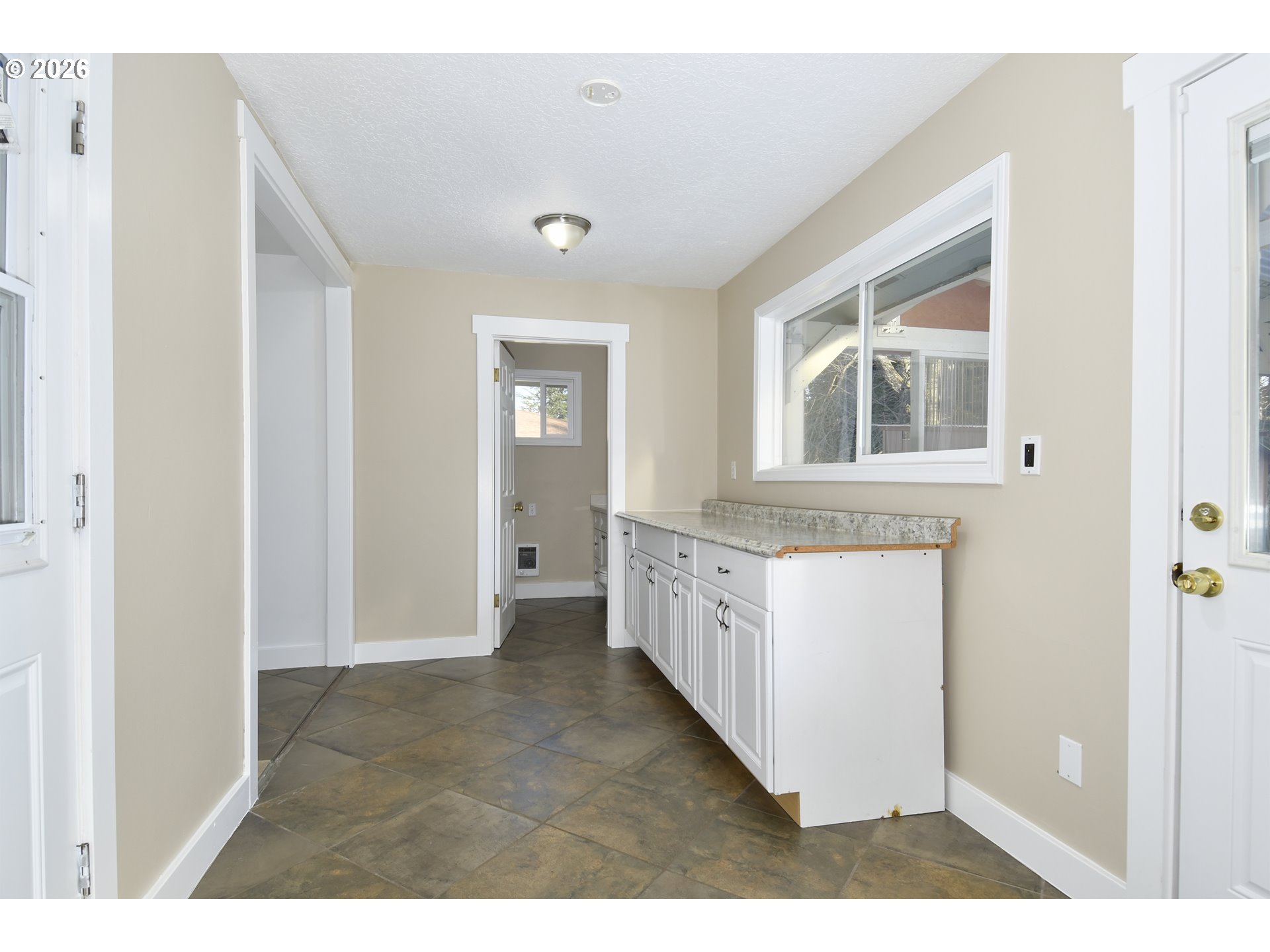 13570 Southwest Watkins Avenue Portland, OR 97223 - Photo 10 of 21