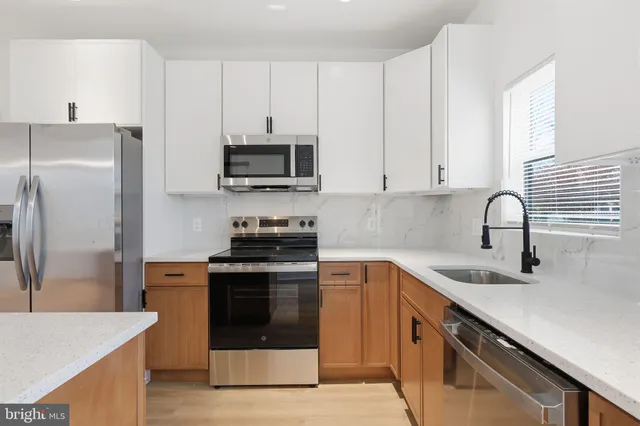 $3,800 | 65 Oaktree Drive, Levittown, PA 19055