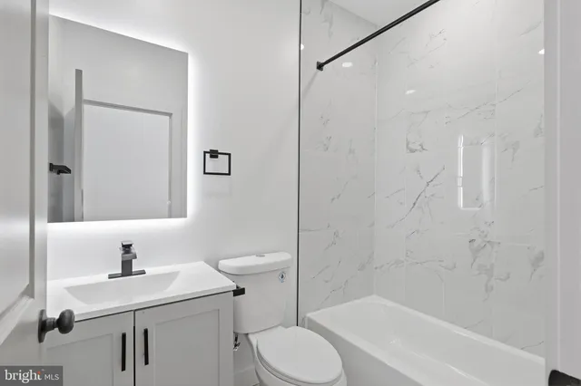 $3,800 | 65 Oaktree Drive, Levittown, PA 19055