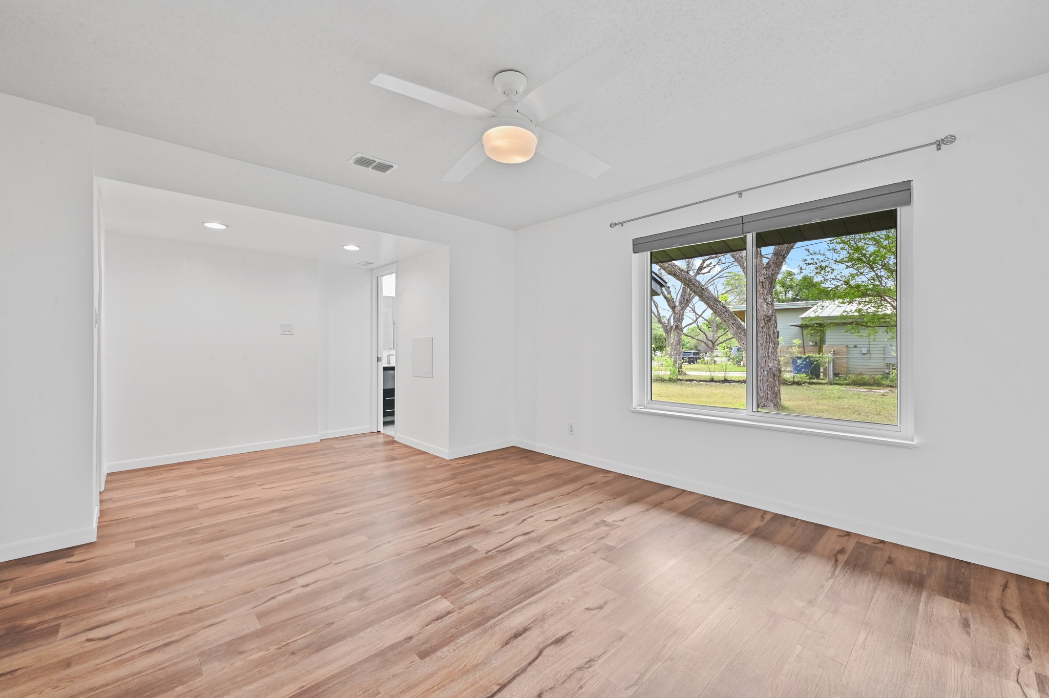 5301 Buffalo Pass Austin, TX 78745 - Photo 14 of 23 Primary bedroom