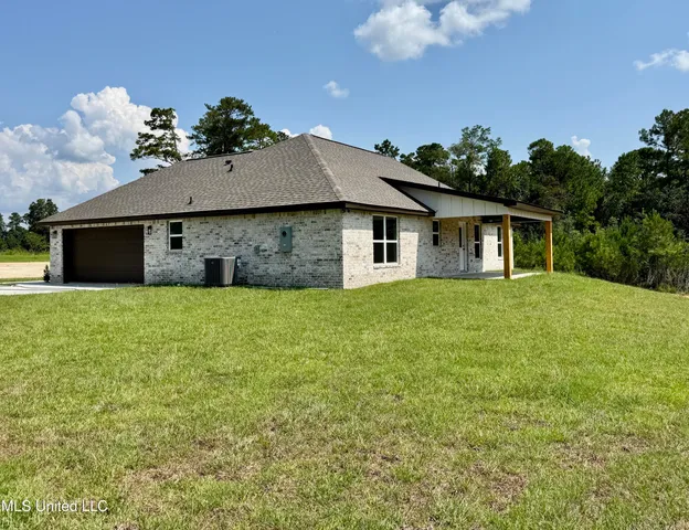 $329,900 | 24100 Autumn Place, Picayune, MS 39466