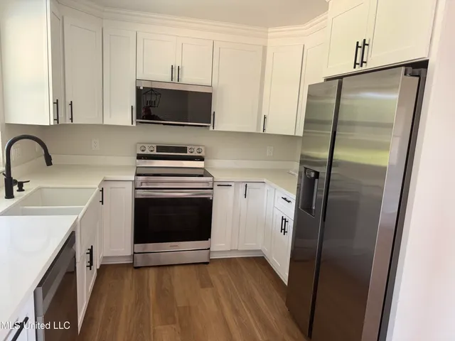 $329,900 | 24100 Autumn Place, Picayune, MS 39466